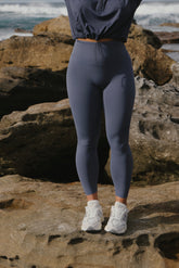 ASKA ACTIVE - STAPLE GRIP LEGGINGS